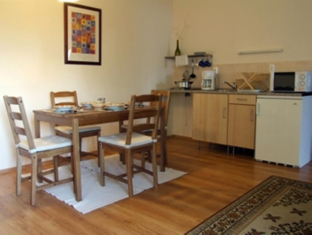 Ilona Apartmanhaz Komárom Pokój zdjęcie